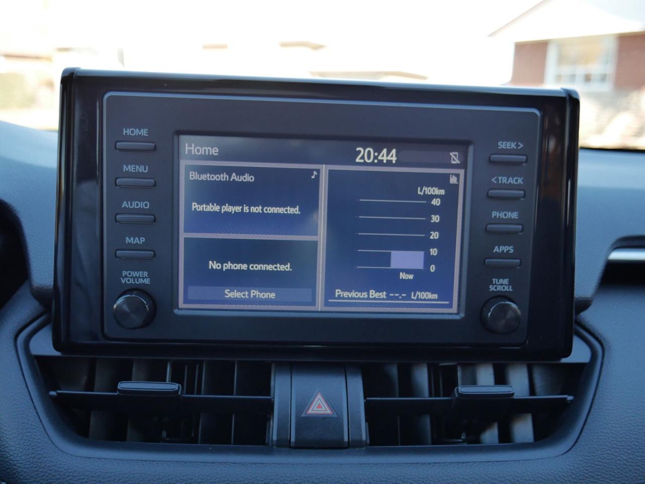 2019 Toyota RAV4 LE - Photo #24