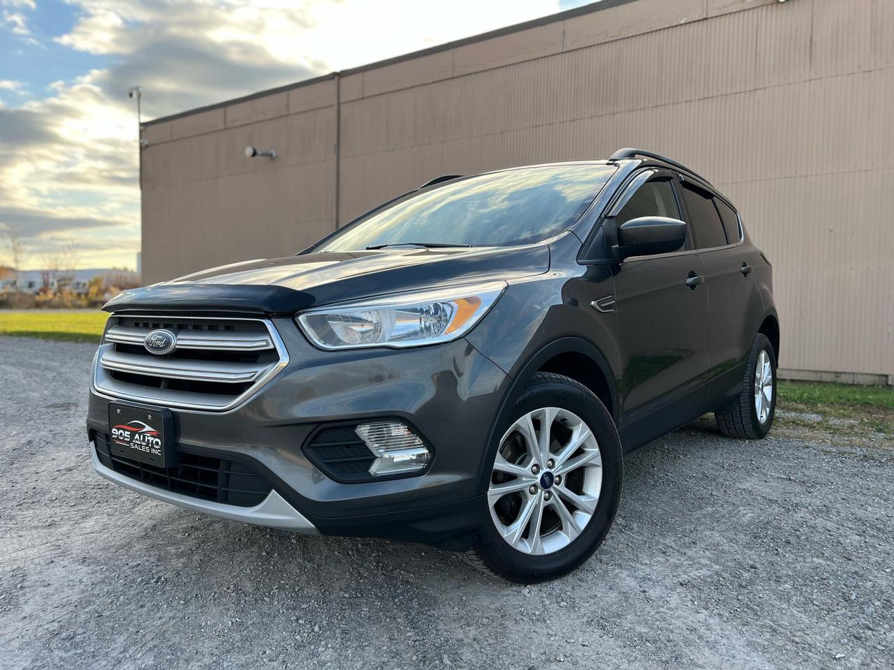 2018 Ford Escape SE - Photo #1