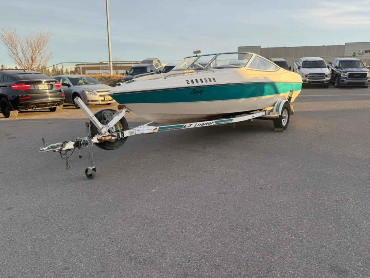 Used 1999 STINGRAY 19' Hull UPZIED EVINRUDE 175 OUTBOARD ENGINE | $0 DOWN for sale in Calgary, AB