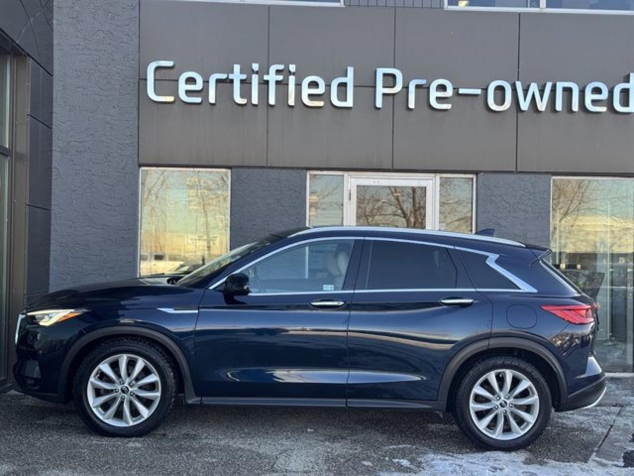 Used 2019 Infiniti QX50 ESSENTIAL w/ 360 DEGREE CAMERA / NAVI / AWD for sale in Calgary, AB