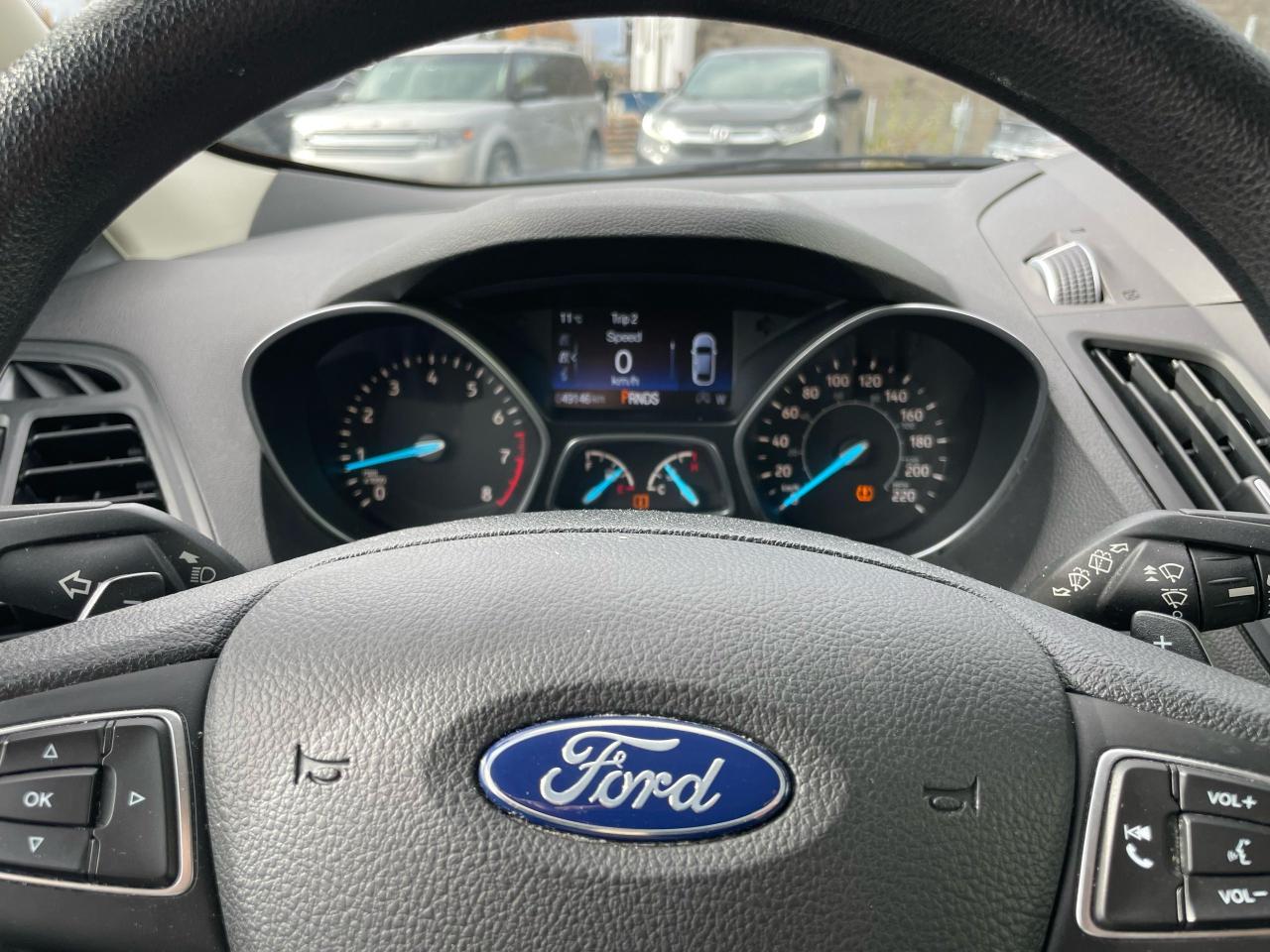 2017 Ford Escape SE - Photo #9