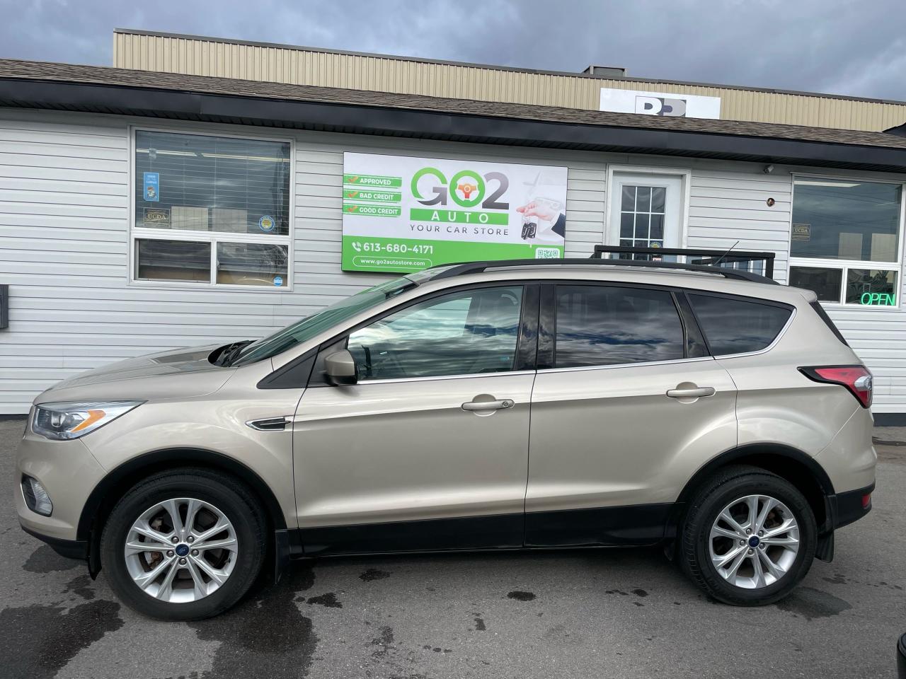 2017 Ford Escape SE - Photo #4