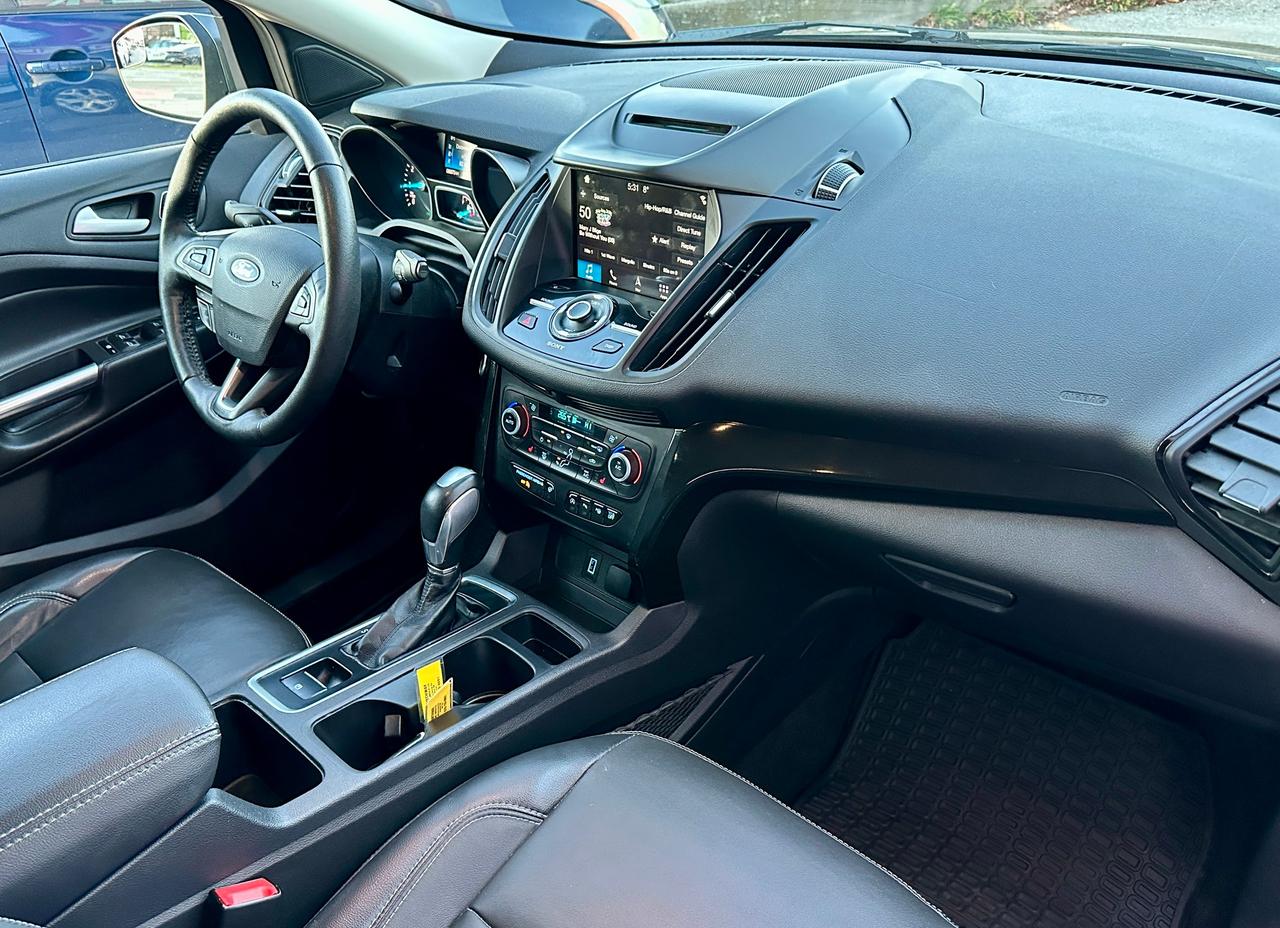 2018 Ford Escape Titanium Photo