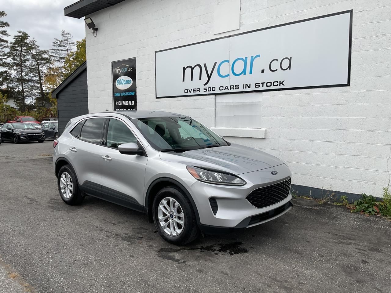 Used 2020 Ford Escape SE AWD!! BACKUP CAM. HEATED SEATS. NAV. PWR SEATS. 17