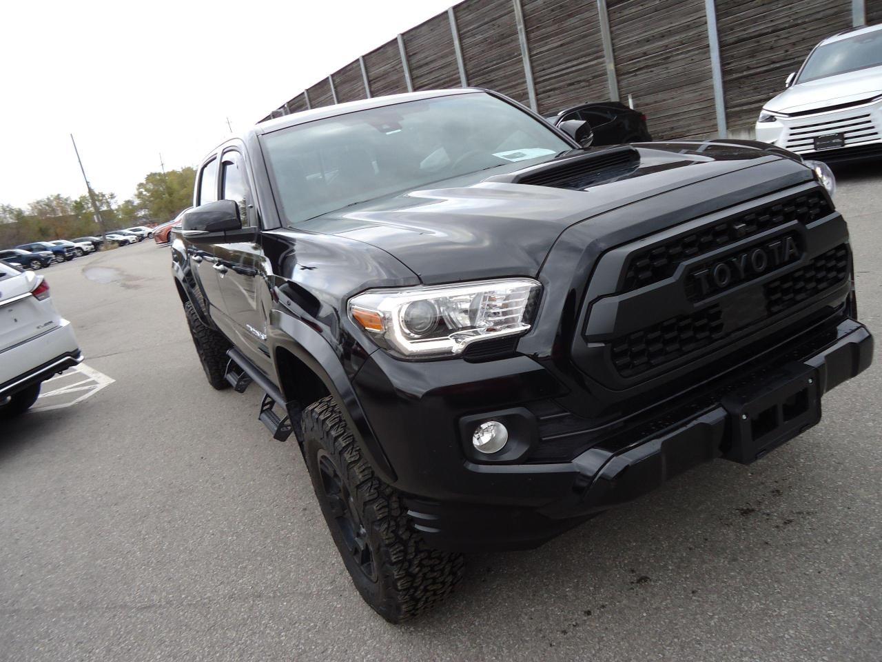 Used 2022 Toyota Tacoma CUSTOM TRD SPORT  CREW LONG for sale in Toronto, ON