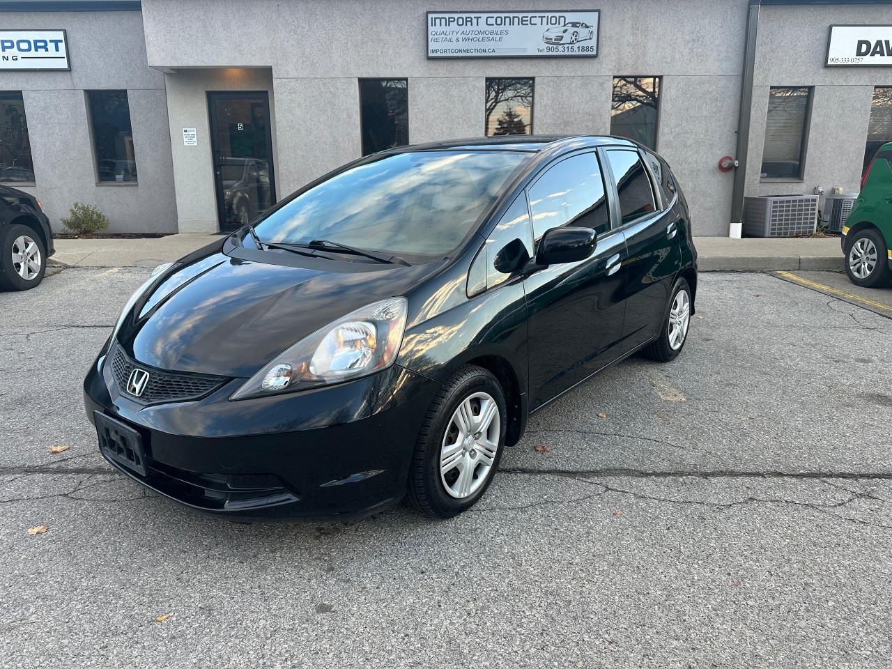 Used 2013 Honda Fit LOW MILEAGE..ONE OWNER..NO ACCIDENTS..CERTIFIED! for sale in Burlington, ON