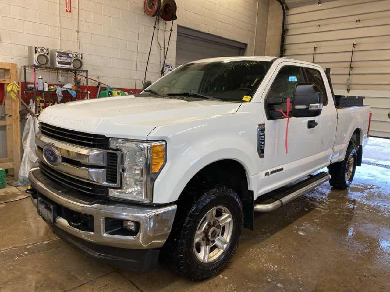 Used 2017 Ford F-250 Super Duty for sale in Innisfil, ON