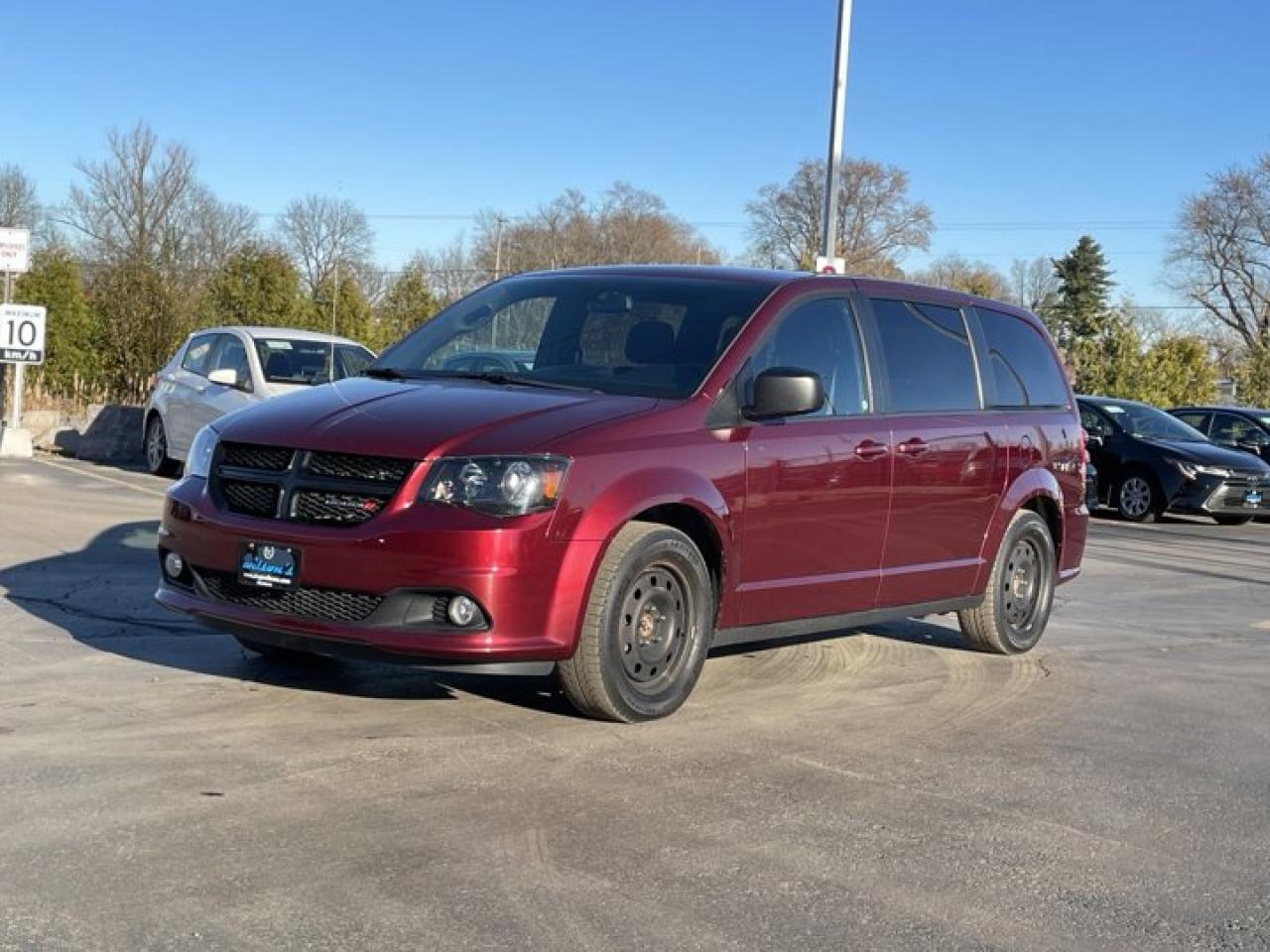 Used 2019 Dodge Grand Caravan SXT  | Stow N Go | Rear Camera | Bluetooth | Blacktop Pkg | and more! for sale in Guelph, ON