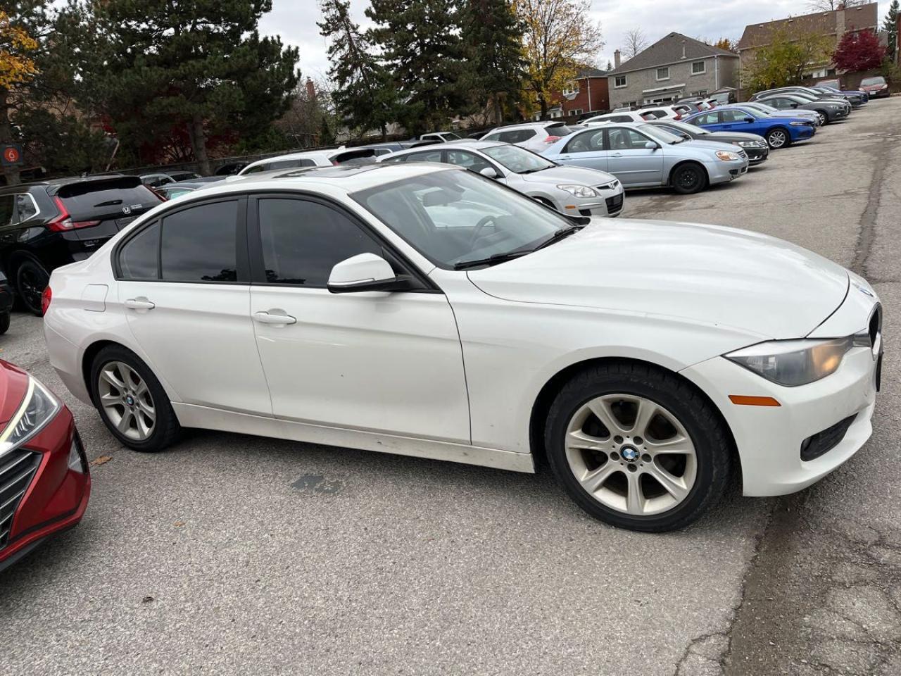2013 BMW 3 Series 328i xDrive Photo4