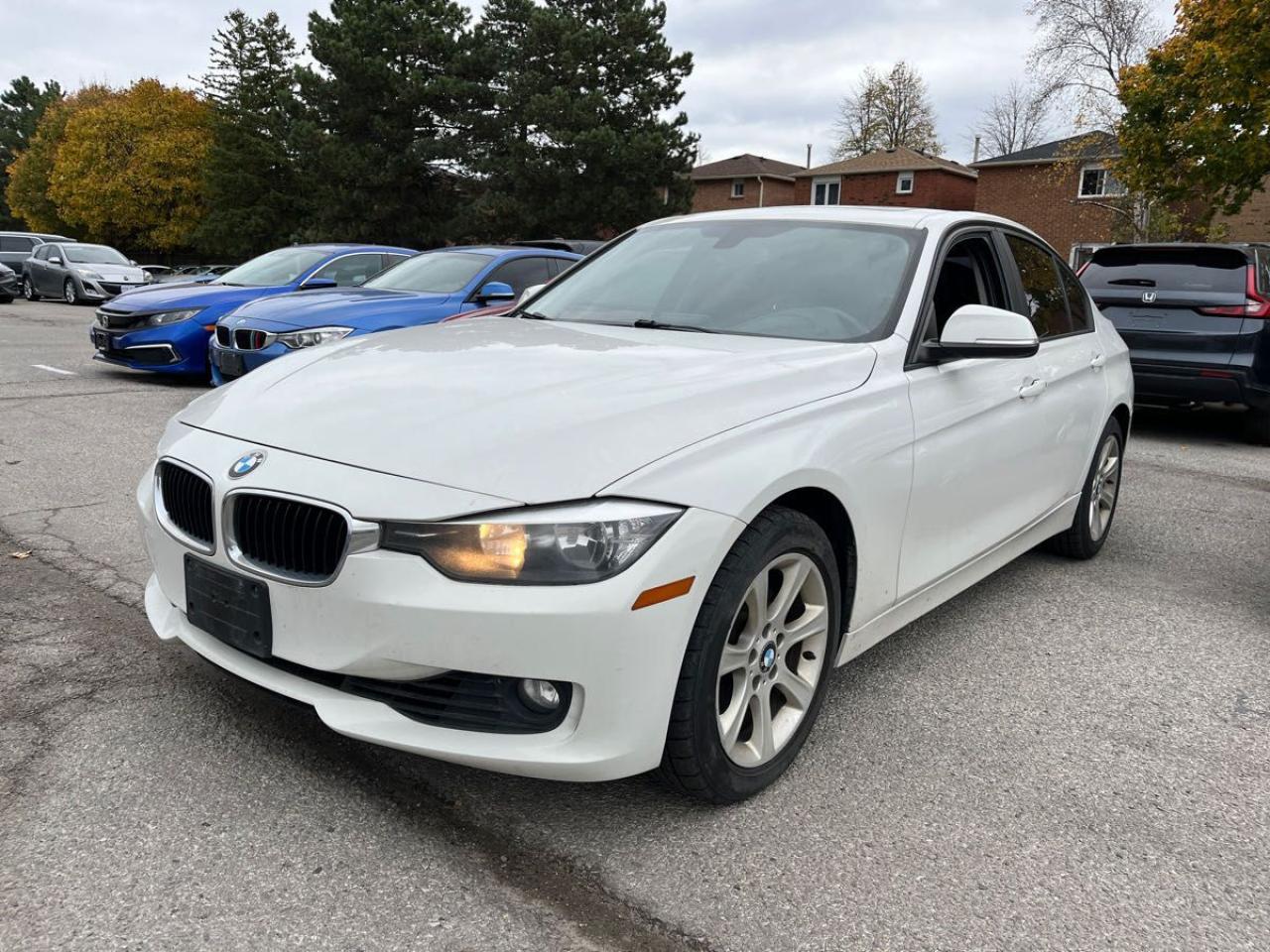 Used 2013 BMW 3 Series 328i xDrive for sale in Mississauga, ON