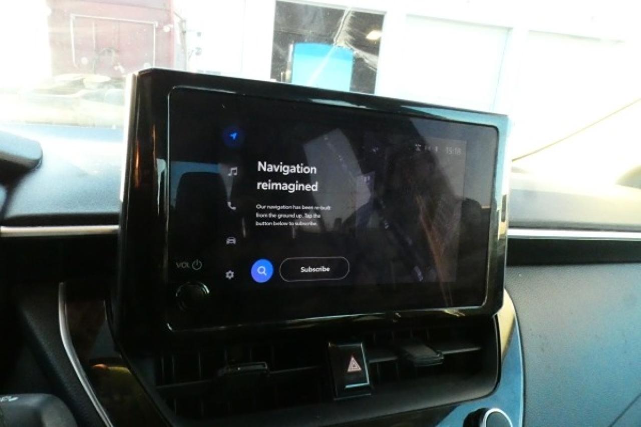 2024 Toyota Corolla LE w/Htd cloth, NAV ready, BUC - Photo #14