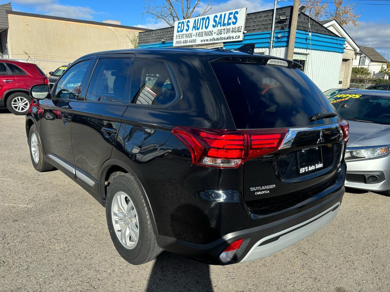 2020 Mitsubishi Outlander ES, 7 Passengers, All Wheel Drive, Htd Seats,