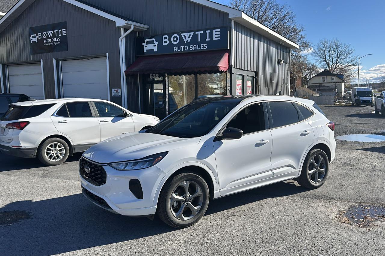 Used 2023 Ford Escape ST-Line for sale in Cornwall, ON