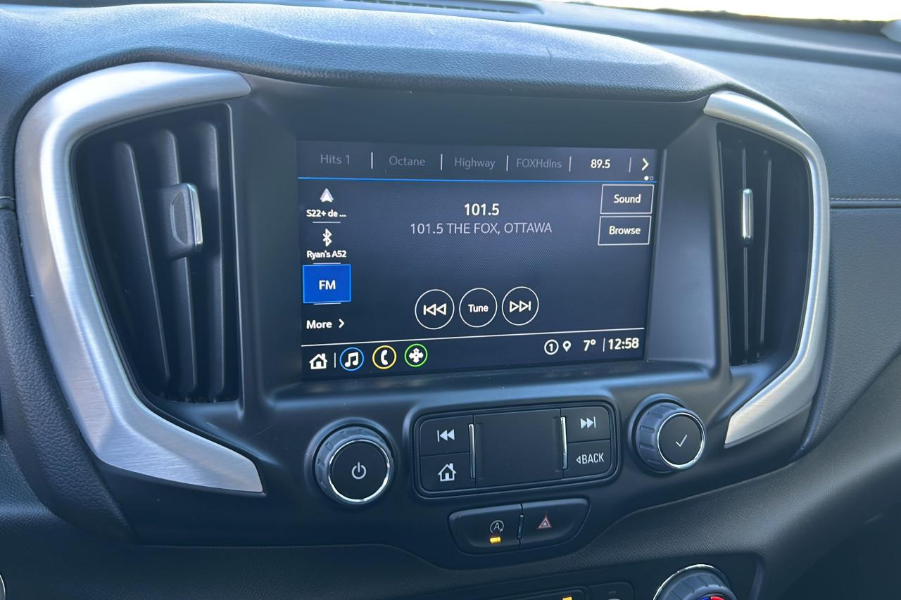 2024 GMC Terrain SLT - Photo #7