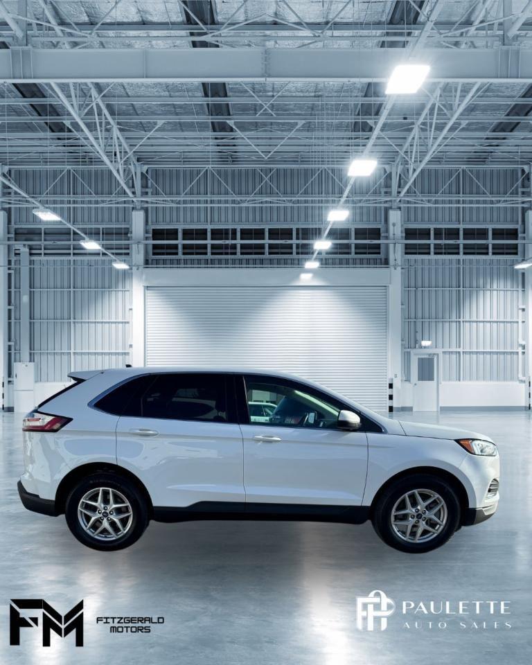 2022 Ford Edge SEL AWD - Photo #4