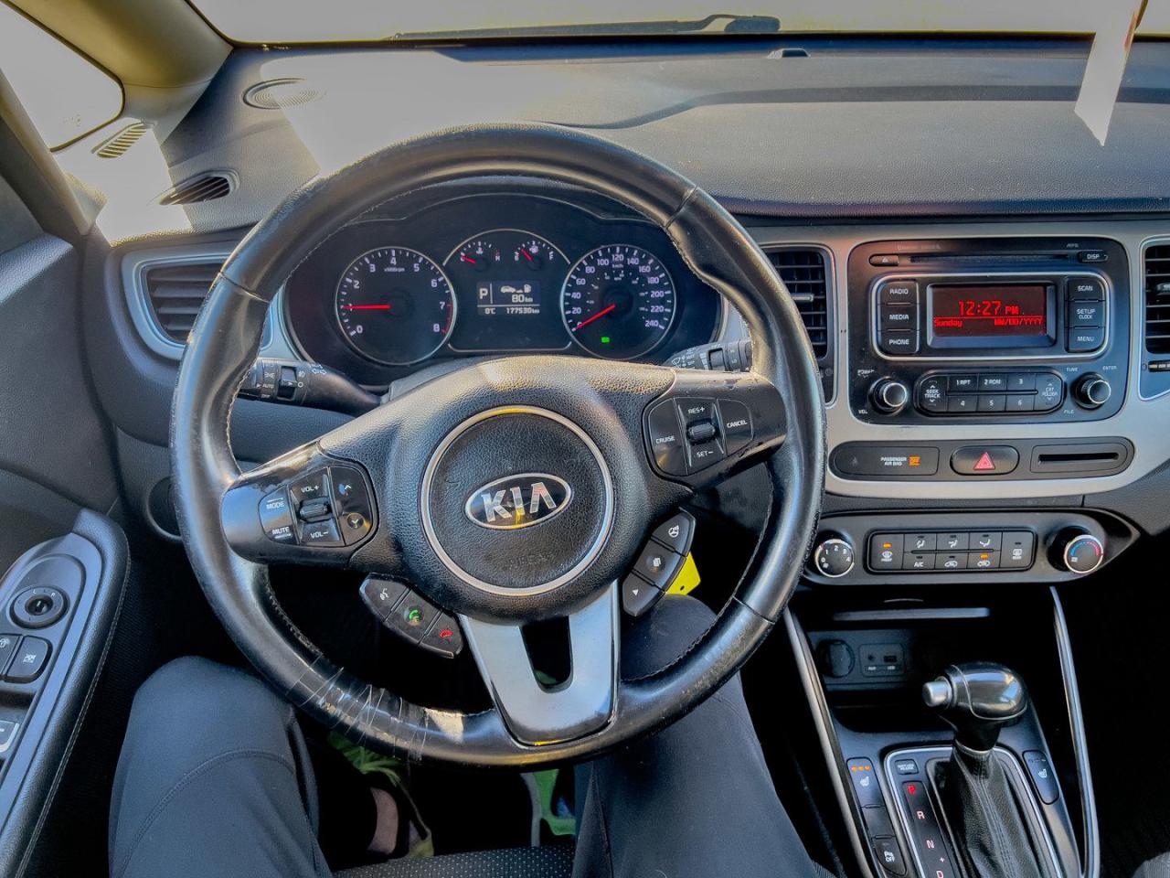 2014 Kia Rondo LX Fast Approvals, Easy Financing - Photo #13