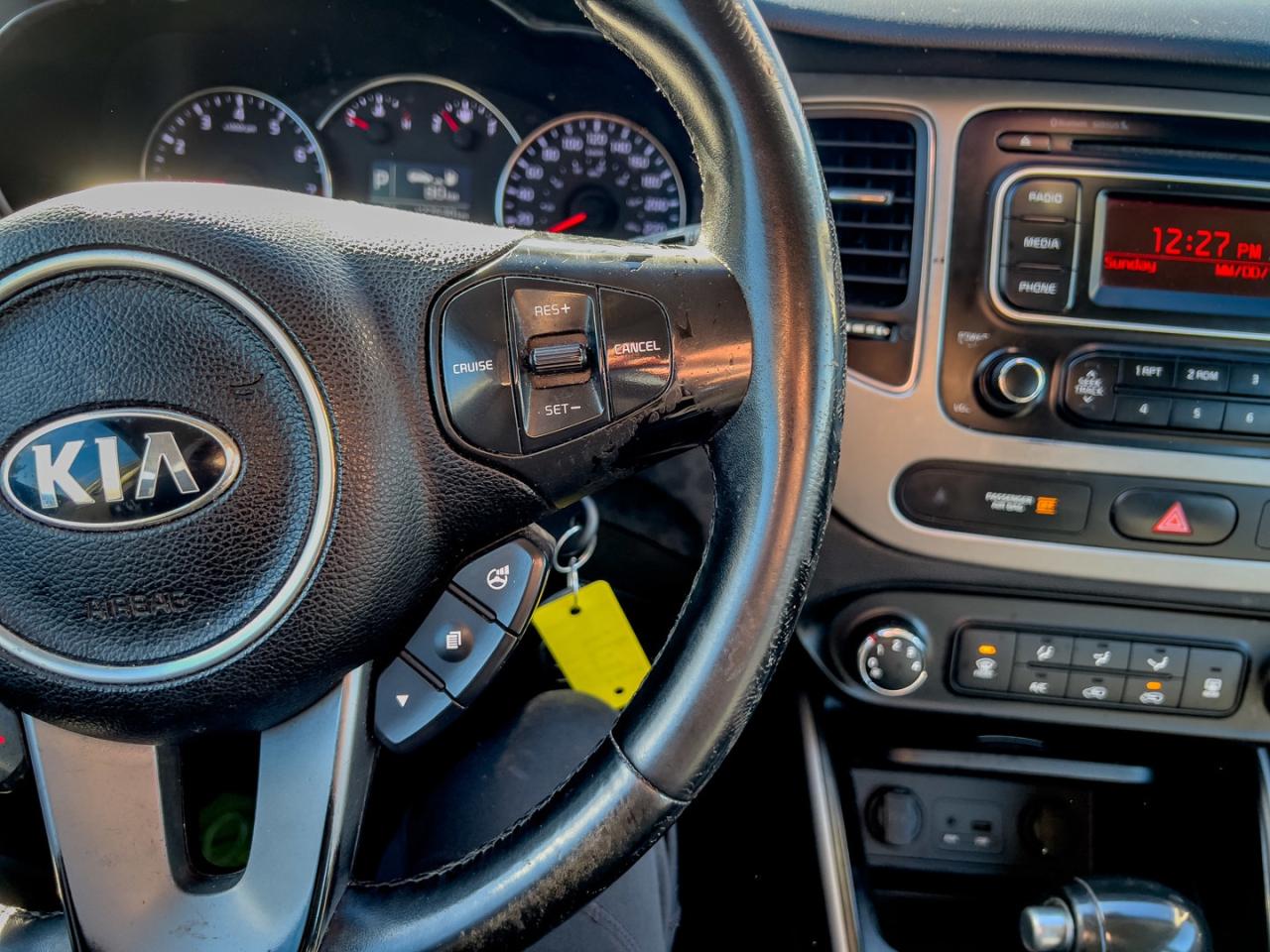 2014 Kia Rondo LX Fast Approvals, Easy Financing - Photo #15