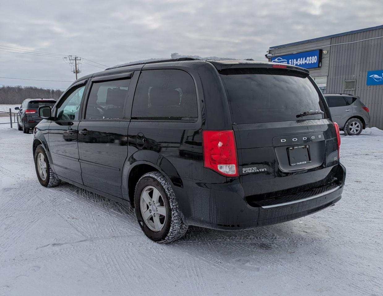 2012 Dodge Grand Caravan 4dr Wgn SXT - Photo #3