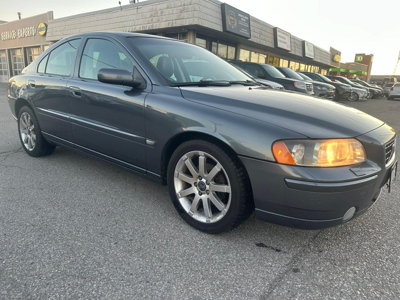2006 Volvo S60 2.5T CERTIFIED WITH 3 YEARS WARRANTY INCLUDED. Photo2