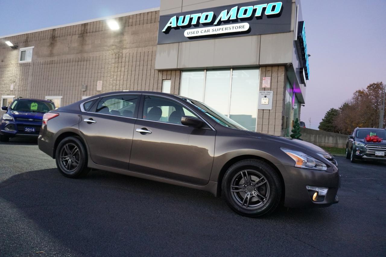 Used 2013 Nissan Altima 2.5 S SAFETY INCLUDED *LOW KMS* *2ND WINTER TIRES* BLUETOOTH CRUISE CONTROL ALLOYS for sale in Burlington, ON