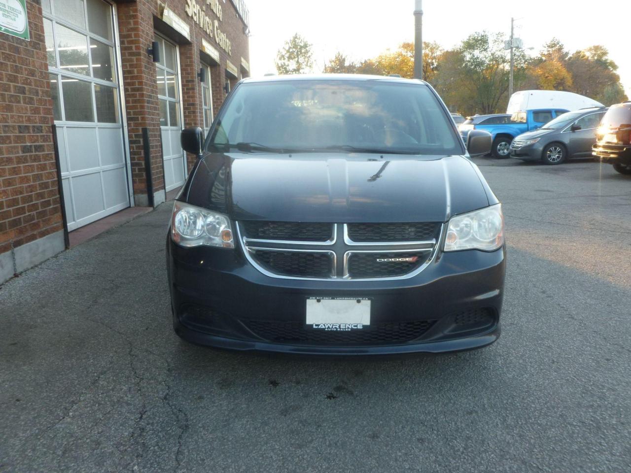 2014 Dodge Grand Caravan  - Photo #2