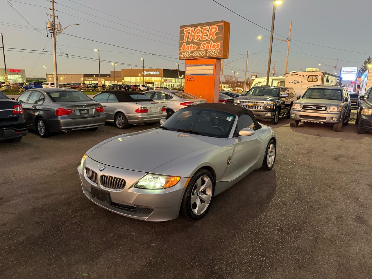 Used 2003 BMW Z4 2.5i, RUST FREE, CONVERTIBLE, MANUAL, CERTIFIED for sale in London, ON