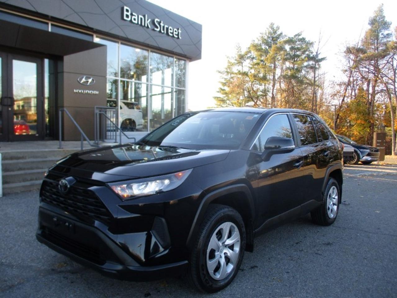 Used 2022 Toyota RAV4 LE AWD for sale in Ottawa, ON