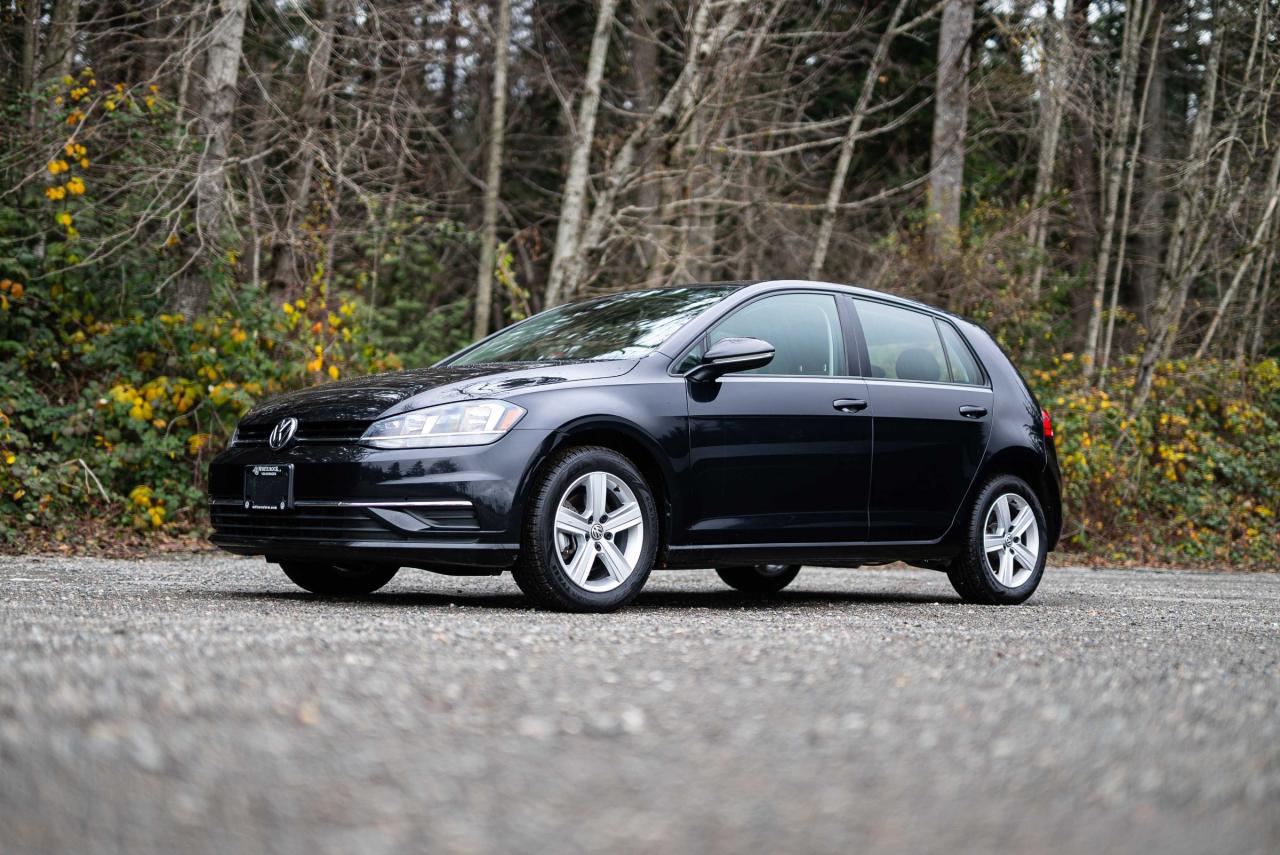 Used 2021 Volkswagen Golf Comfortline * NO ACCIDENTS *DEALER SERVICED* LOCAL VEHICLE* for sale in Surrey, BC