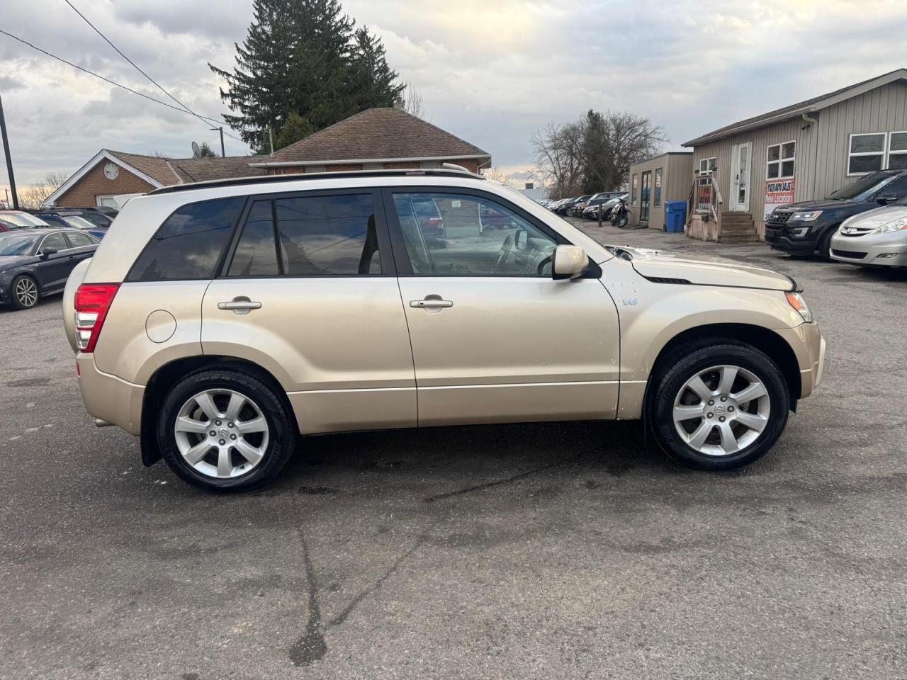 2009 Suzuki Grand Vitara Luxury, LOADED, DRIVES GREAT, CERTIFIED - Photo #6