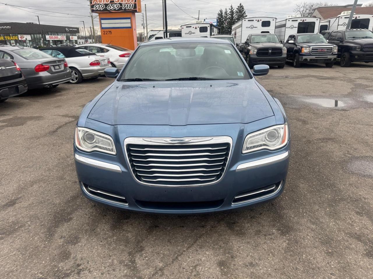 2011 Chrysler 300 TOURING, ONLY 127KMS, ALLOYS, CERTIFIED - Photo #8