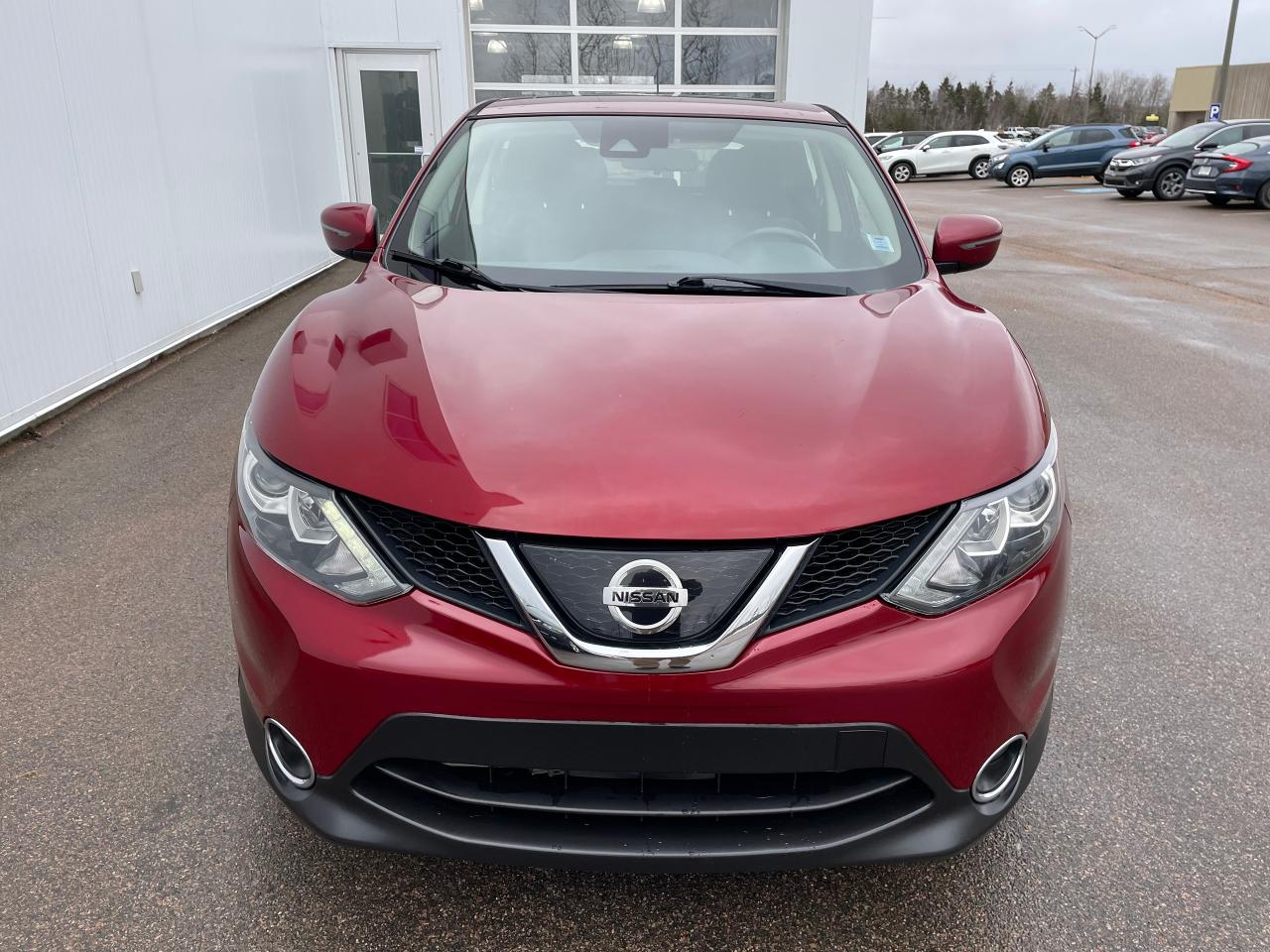 2019 Nissan Qashqai S Photo2