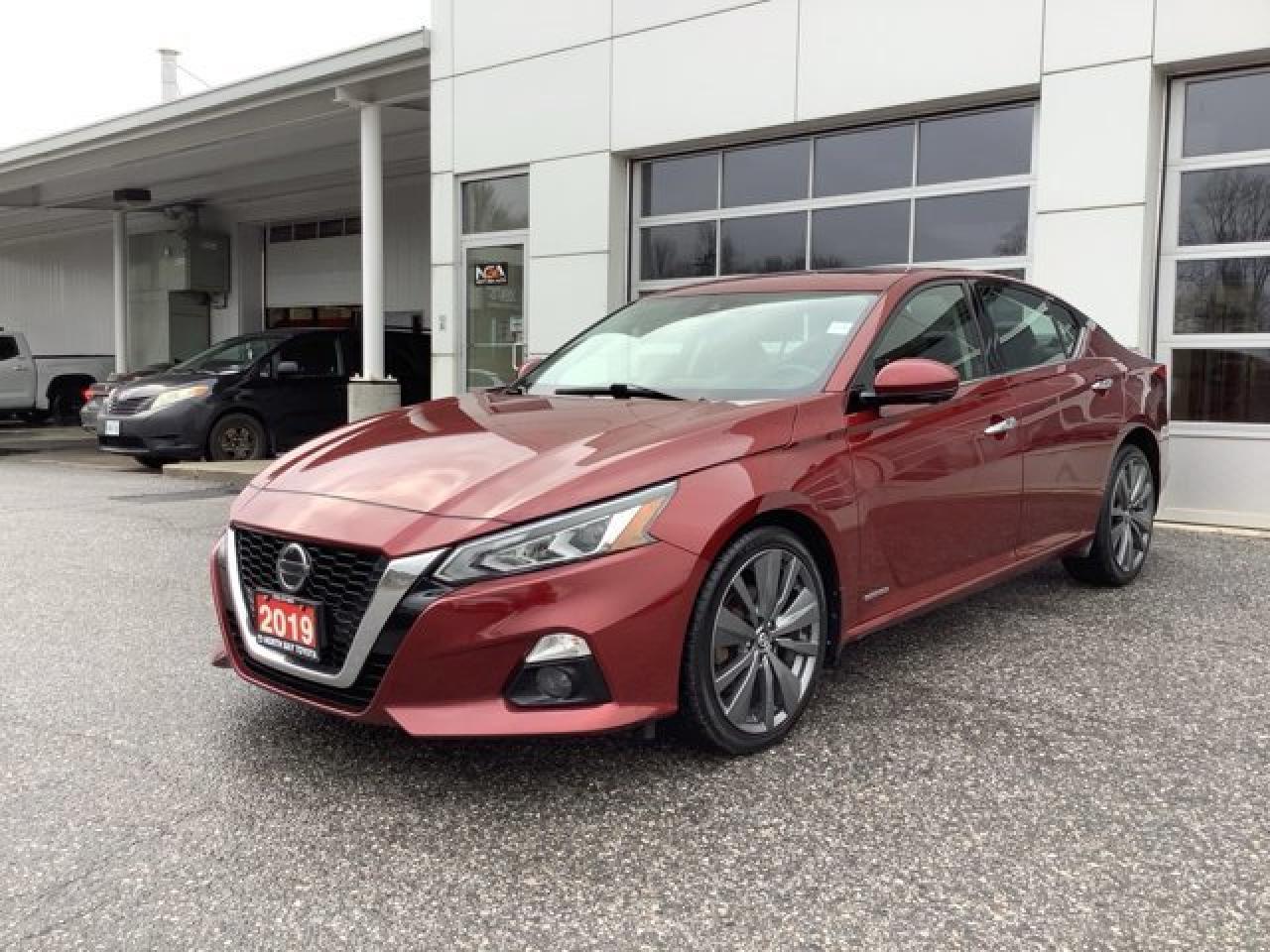 Used 2019 Nissan Altima 2.5 Platinum Sedan for sale in North Bay, ON