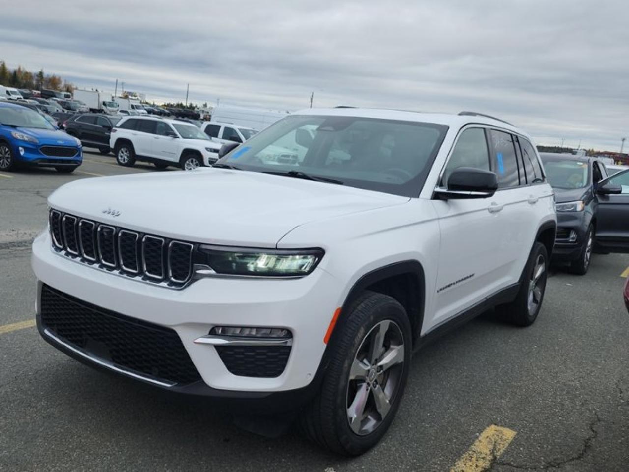 Used 2022 Jeep Grand Cherokee Limited  | Leather | Pano Roof | Nav | Cooled + Heated Seats | 360 Camera | Heated Steering | Remote for sale in Guelph, ON