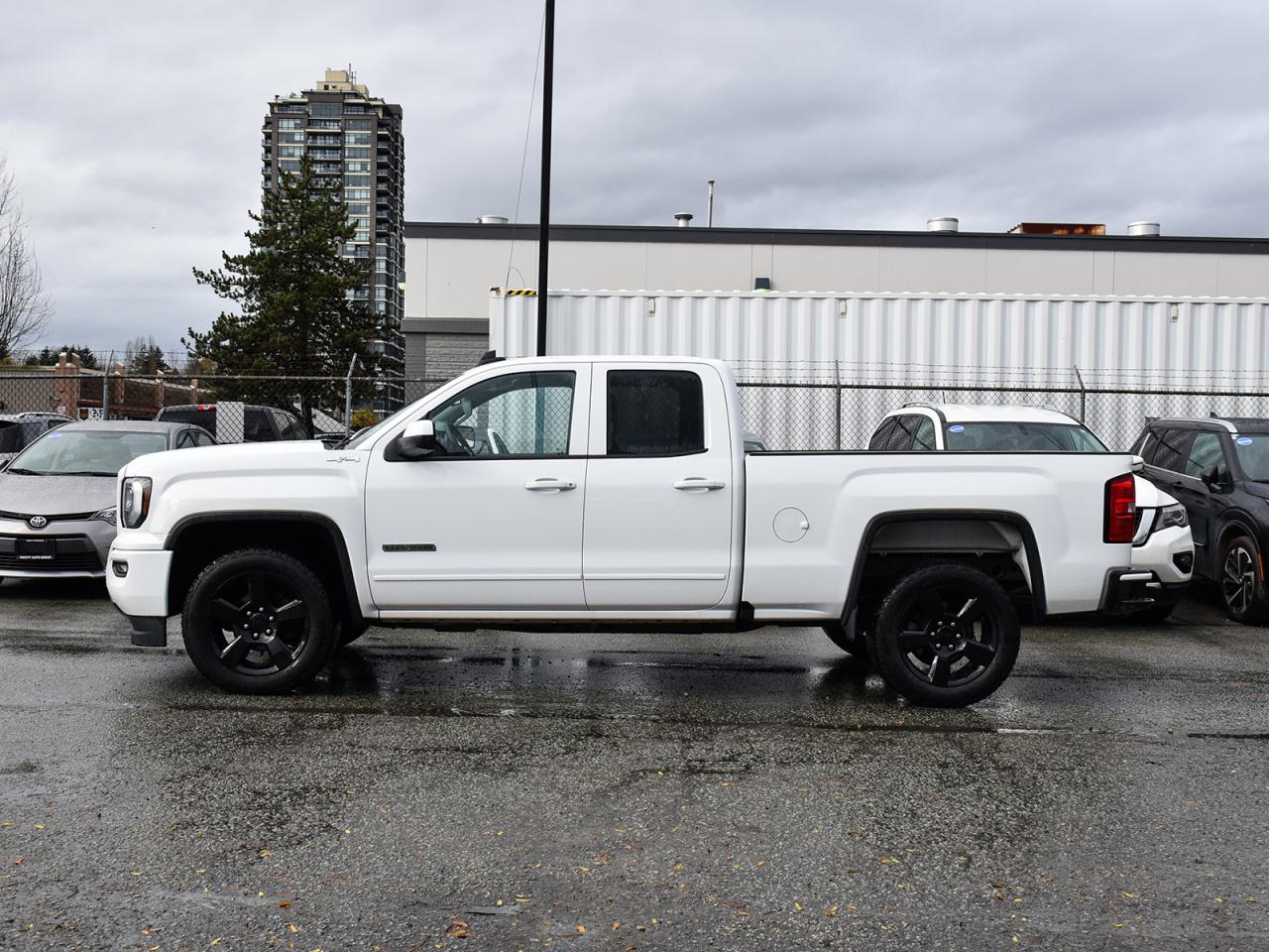 Used 2017 GMC Sierra 1500 - Backup Camera, Air Conditioning, Cruise Control for sale in Coquitlam, BC