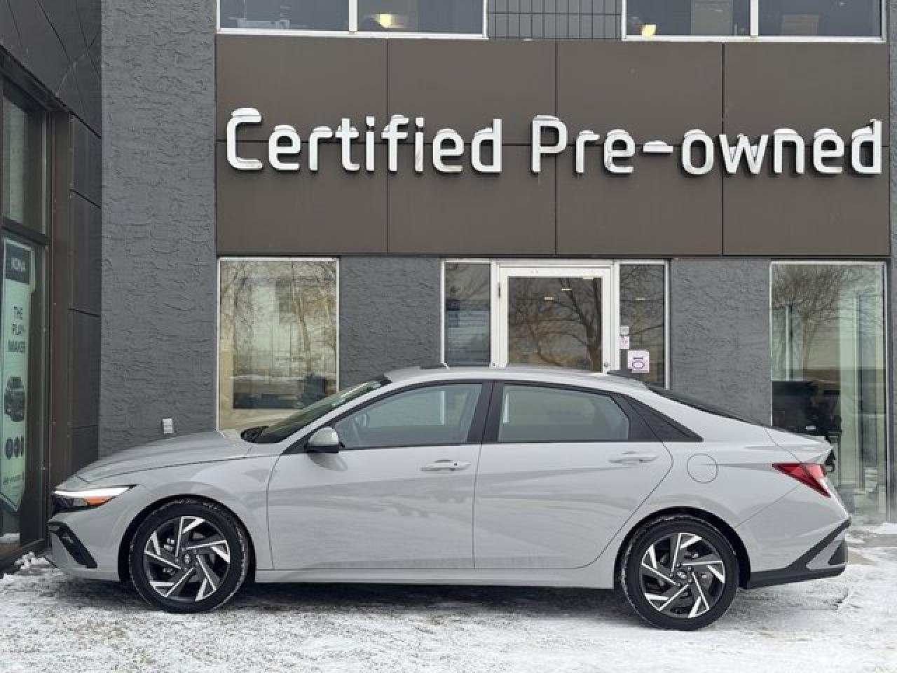 Used 2024 Hyundai Elantra TECH w/ LOW KMS / SUNROOF / NAVIGATION for sale in Calgary, AB