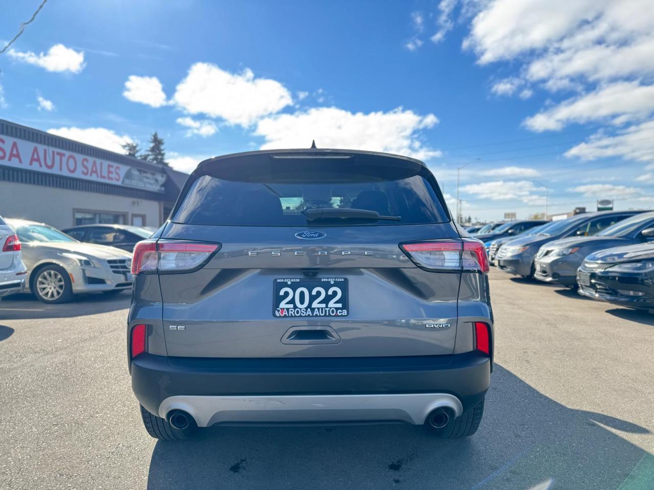 2022 Ford Escape AUTO AWD LOW KM NO ACCIDENT BLINDSPOT HEATED SEATS Photo3