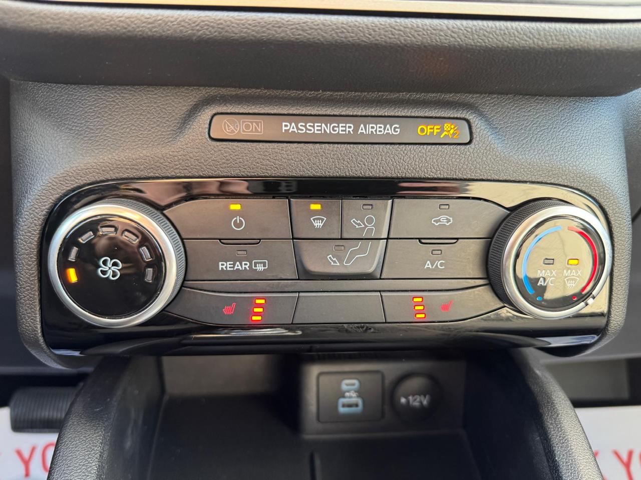 2022 Ford Escape AUTO AWD LOW KM NO ACCIDENT BLINDSPOT HEATED SEATS Photo