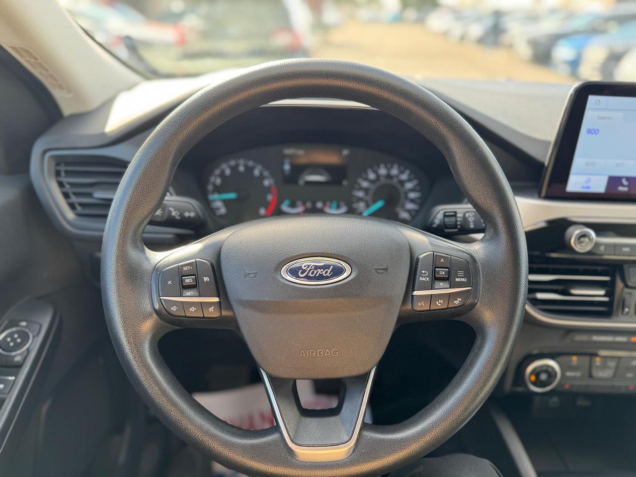 2022 Ford Escape AUTO AWD LOW KM NO ACCIDENT BLINDSPOT HEATED SEATS Photo