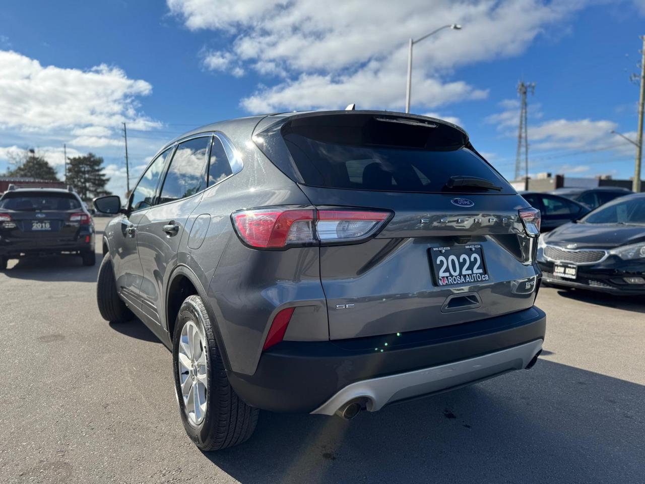 2022 Ford Escape AUTO AWD LOW KM NO ACCIDENT BLINDSPOT HEATED SEATS - Photo #3