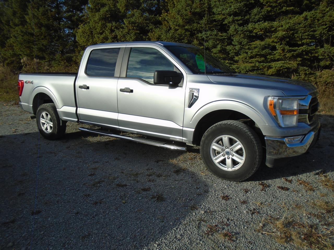 Used 2022 Ford F-150 XLT SUPER CREW  5L V8  6 1/2 FOOT BOX for sale in Beaverton, ON