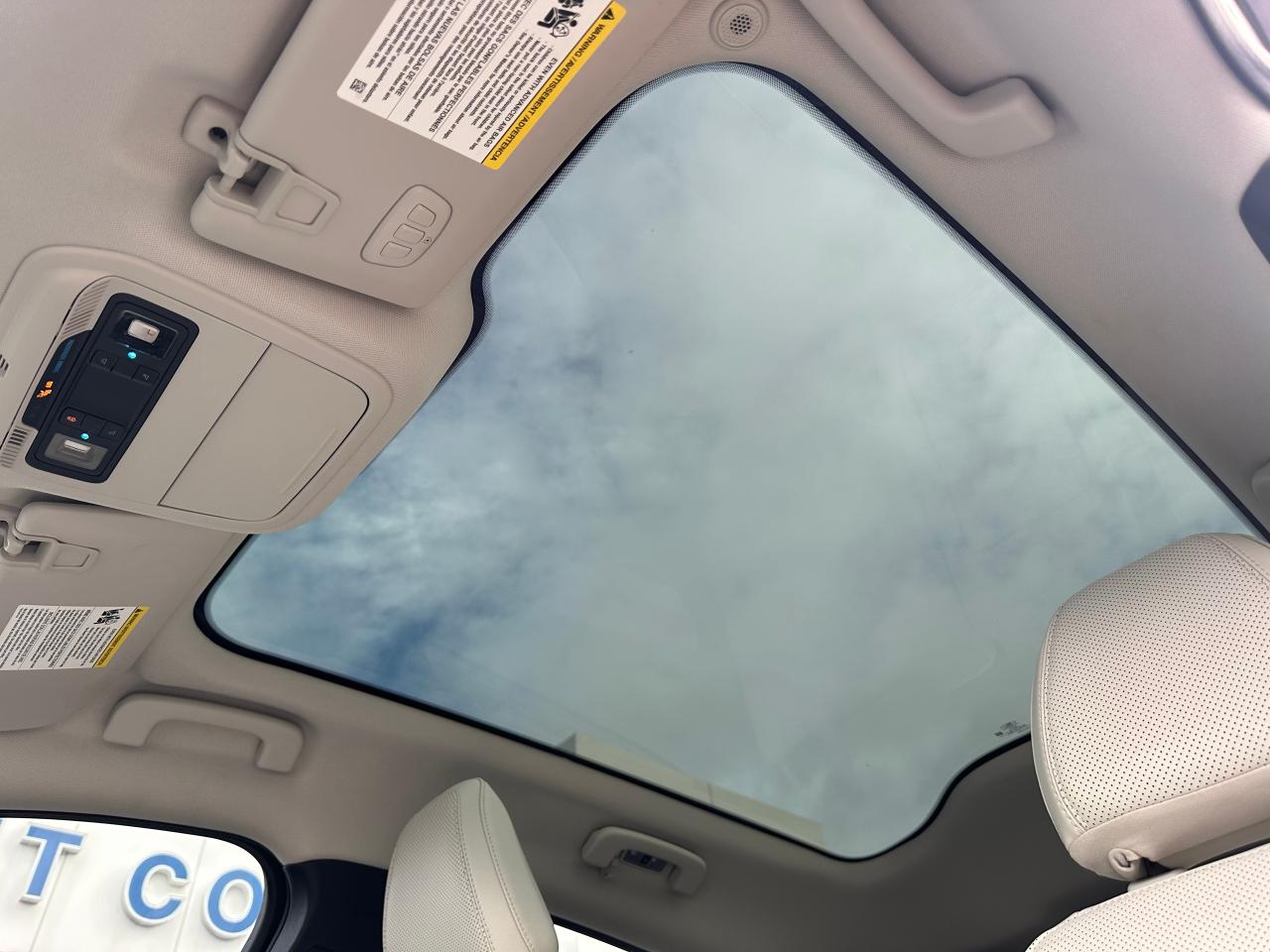 2022 Ford Mustang Mach-E Premium Photo