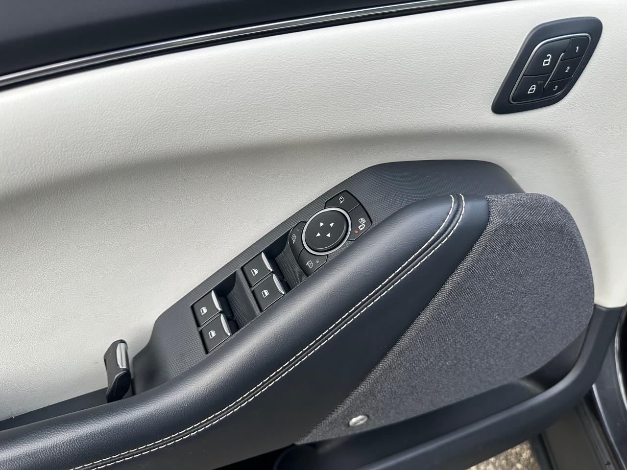 2022 Ford Mustang Mach-E Premium Photo