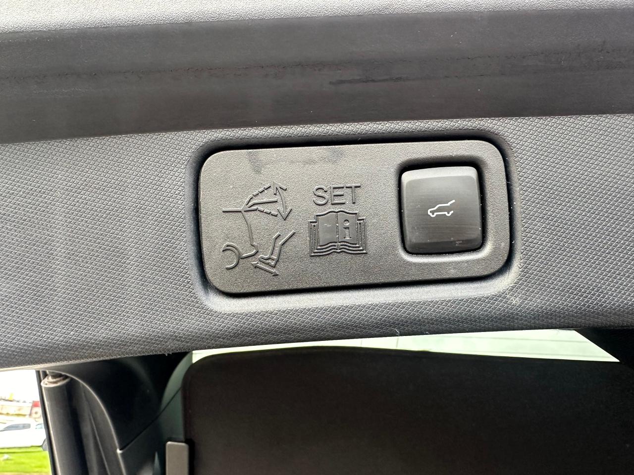 2022 Ford Mustang Mach-E Premium Photo