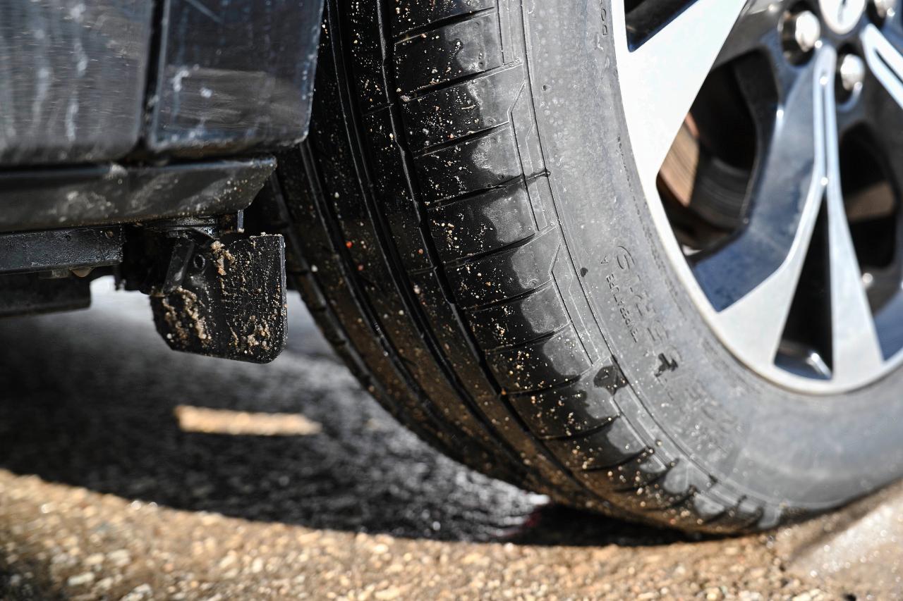 2022 Ford Mustang Mach-E CLEAN CAR FAX | LOW KM | LEATHER | REMOTE START Photo