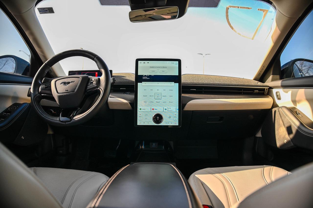 2022 Ford Mustang Mach-E CLEAN CAR FAX | LOW KM | LEATHER | REMOTE START Photo