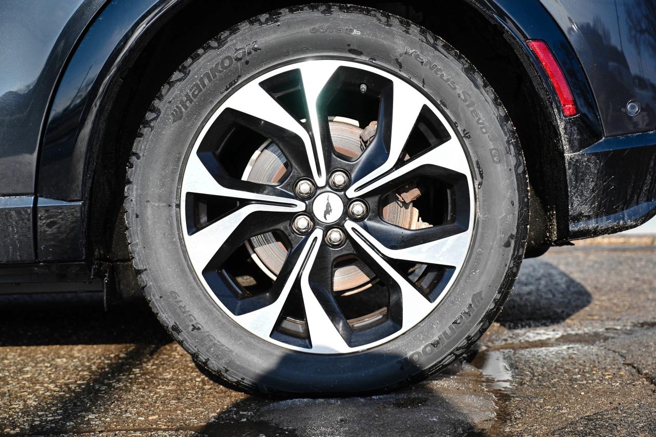 2022 Ford Mustang Mach-E CLEAN CAR FAX | LOW KM | LEATHER | REMOTE START Photo