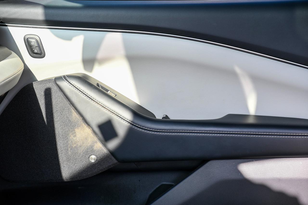 2022 Ford Mustang Mach-E CLEAN CAR FAX | LOW KM | LEATHER | REMOTE START Photo