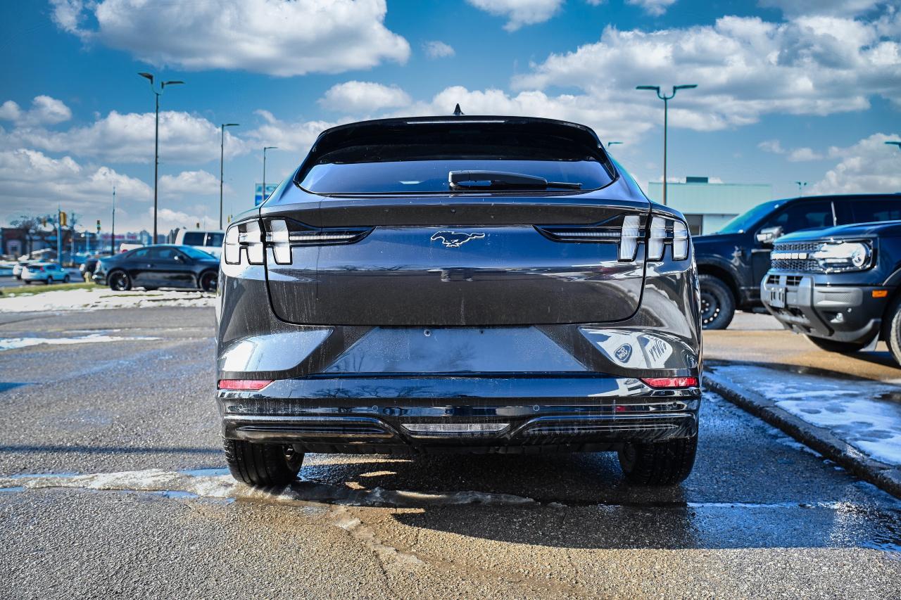 2022 Ford Mustang Mach-E CLEAN CAR FAX | LOW KM | LEATHER | REMOTE START Photo