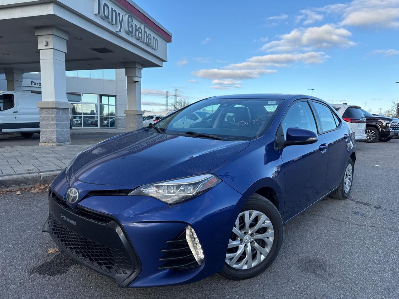 Used 2017 Toyota Corolla SE for sale in Ottawa, ON