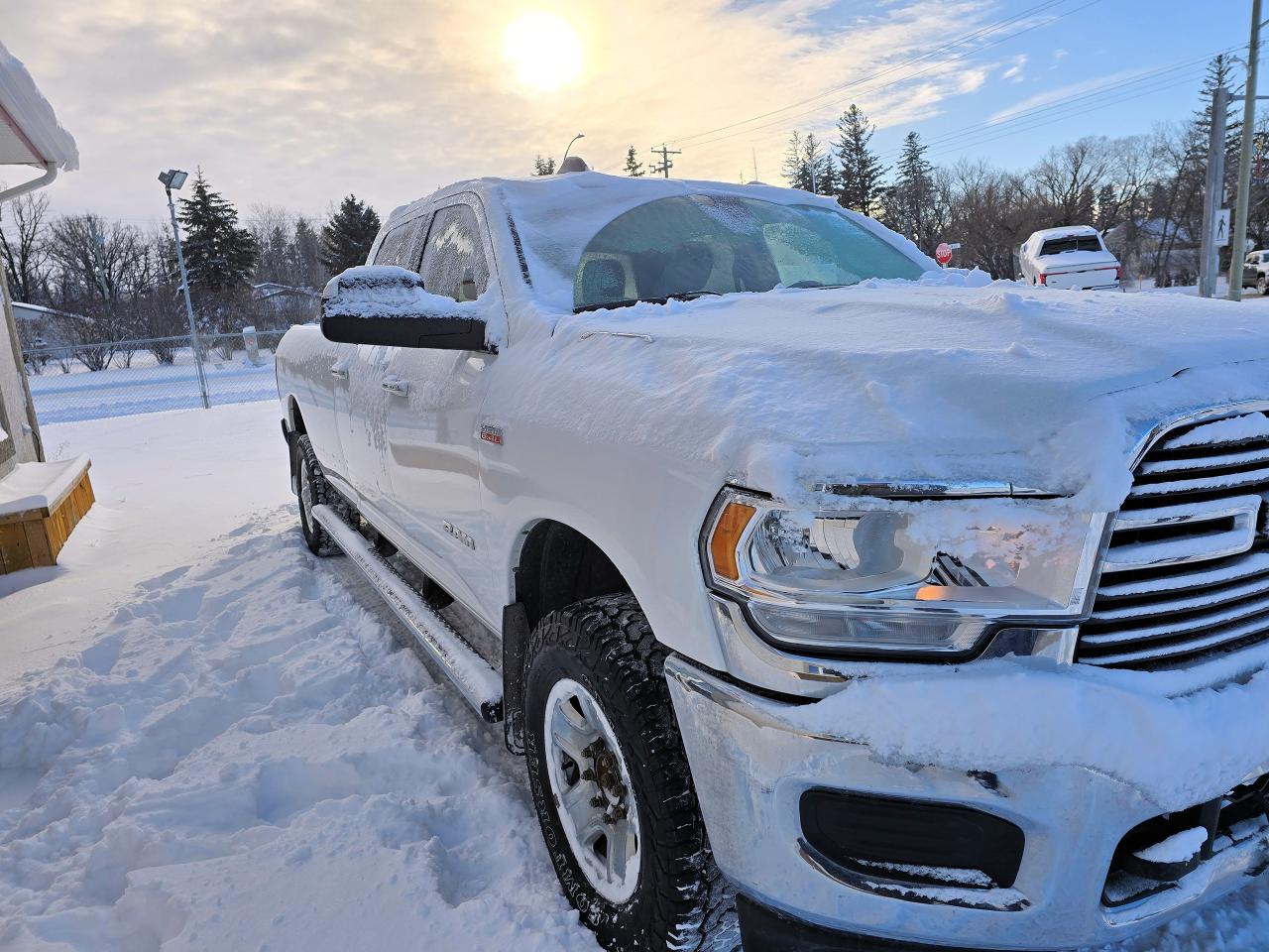 2019 RAM 2500 Big Horn 4x4 Crew Cab 8' Box - Photo #4